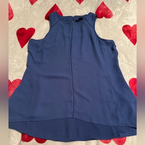 NWOT White House Black Market Women's Ladder Trim Top High Low Lightweight - Picture 10 of 11